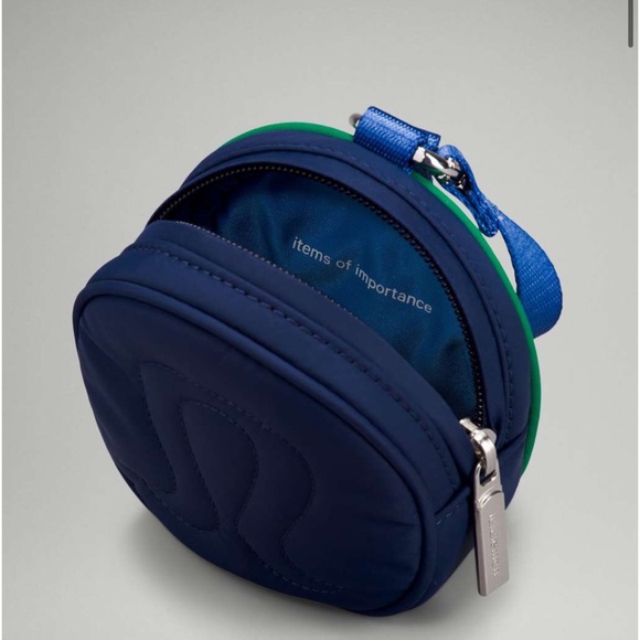 NWOT Lululemon Logo Coin Pouch in Night Sea / Emerald Ice / Blue Nile - Picture 3 of 12